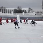 Занятия йогой, фитнесом в спортзале Уральский трубник Первоуральск