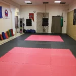 Занятия йогой, фитнесом в спортзале Urban Army Пермь