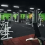 Занятия йогой, фитнесом в спортзале Urban Sport Москва