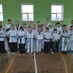 Занятия йогой, фитнесом в спортзале Успех Кез