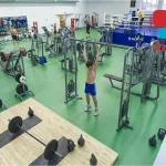 Занятия йогой, фитнесом в спортзале В Радугах Казань