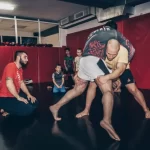 Занятия йогой, фитнесом в спортзале Van Fighting Пермь