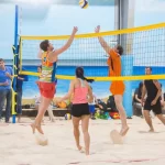 Занятия йогой, фитнесом в спортзале Vball пляжный волейбол Москва