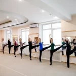 Занятия йогой, фитнесом в спортзале Vdoh stretching studio Воронеж