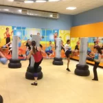 Занятия йогой, фитнесом в спортзале Виктория Томск