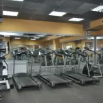 Занятия йогой, фитнесом в спортзале Витамин Астрахань