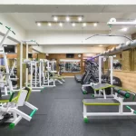 Занятия йогой, фитнесом в спортзале Vitasport wellness club Москва