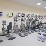 Занятия йогой, фитнесом в спортзале Виват Санкт-Петербург