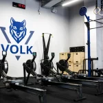 Занятия йогой, фитнесом в спортзале Volk Functional Fitness Москва