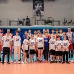 Занятия йогой, фитнесом в спортзале Volleyart, школа Волейбола Санкт-Петербург