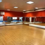 Занятия йогой, фитнесом в спортзале Vostok. Fit Челябинск