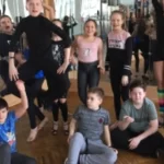 Занятия йогой, фитнесом в спортзале Выкрутасы Бийск