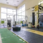 Занятия йогой, фитнесом в спортзале Вымпел Москва
