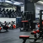 Занятия йогой, фитнесом в спортзале Выше Всех Санкт-Петербург