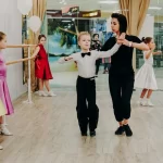 Занятия йогой, фитнесом в спортзале Высота — школа танцев для детей Говорово Москва