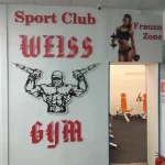 Занятия йогой, фитнесом в спортзале Weiss Gym Хабаровск