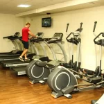 Занятия йогой, фитнесом в спортзале Wellness Studio Сыктывкар