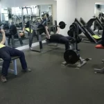Занятия йогой, фитнесом в спортзале Wheel Life Великий Новгород