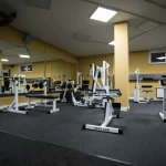 Занятия йогой, фитнесом в спортзале Wise Gym Троицк