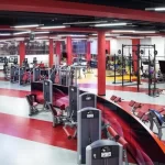 Занятия йогой, фитнесом в спортзале World Class Красноярск