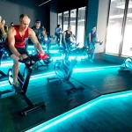 Занятия йогой, фитнесом в спортзале World Class Владивосток