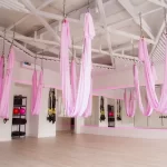 Занятия йогой, фитнесом в спортзале Wow Stretch Москва