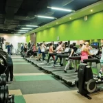 Занятия йогой, фитнесом в спортзале X fit Волгоград