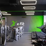 Занятия йогой, фитнесом в спортзале X fit Волгоград