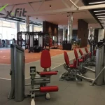 Занятия йогой, фитнесом в спортзале XFit Мурманск