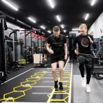 Занятия йогой, фитнесом в спортзале X-stream Калининград