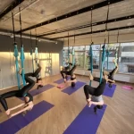 Занятия йогой, фитнесом в спортзале Yoga class Новосибирск