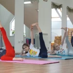 Занятия йогой, фитнесом в спортзале Yoga House Южно-Сахалинск