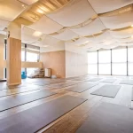 Занятия йогой, фитнесом в спортзале Yoga Lam Москва