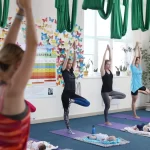 Занятия йогой, фитнесом в спортзале Yoga mama Санкт-Петербург