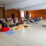Занятия йогой, фитнесом в спортзале Yoga Method Loft Москва