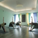 Занятия йогой, фитнесом в спортзале Yoga Shanti Москва