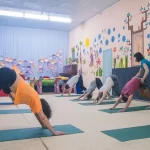 Занятия йогой, фитнесом в спортзале Yogaliving Санкт-Петербург