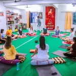 Занятия йогой, фитнесом в спортзале Yogashala Новокузнецк