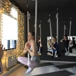 Занятия йогой, фитнесом в спортзале YogiRoom Кушелевская, 6 Санкт-Петербург