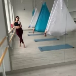 Занятия йогой, фитнесом в спортзале Your Aura studio Гатчина