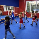 Занятия йогой, фитнесом в спортзале Запад-Восток Руза
