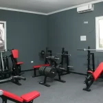 Занятия йогой, фитнесом в спортзале Зажим Астрахань