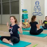 Занятия йогой, фитнесом в спортзале ЗдравИя Архангельск