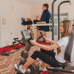 Занятия йогой, фитнесом в спортзале Зеркало души Белокуриха