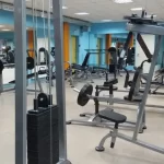 Занятия йогой, фитнесом в спортзале Зевс Альянс Москва