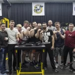 Занятия йогой, фитнесом в спортзале Железка Томмот