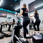 Занятия йогой, фитнесом в спортзале Железный человек Советск