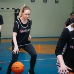 Занятия йогой, фитнесом в спортзале Женский баскетбол. Raydas Москва