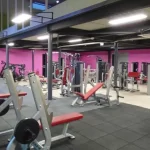 Занятия йогой, фитнесом в спортзале Женский фитнес-клуб F-studio Ялуторовск
