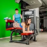 Занятия йогой, фитнесом в спортзале Женский фитнес-клуб Reформа Кизляр